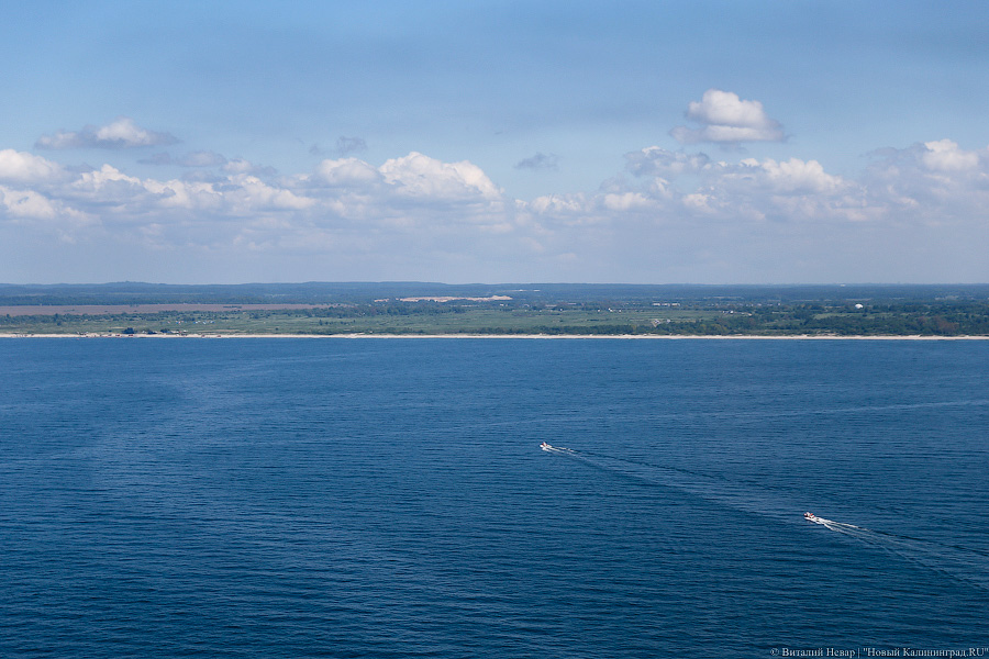 В Приморской бухте спасли двоих рыбаков, унесенных течением (фото, видео)