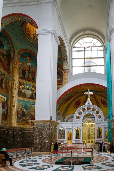 Священные сюжеты: завершается роспись Кафедрального собора в Калининграде