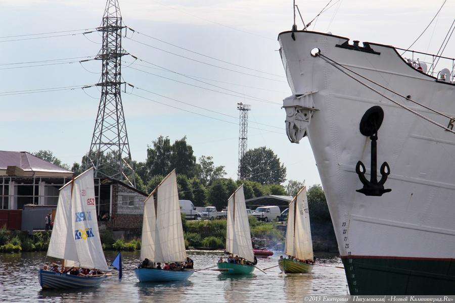 Весло и парус: юные капитаны вернулись из похода на ялах по акватории области 