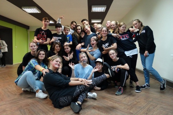 Студия танца «Экзерсис» открывает для детей незабываемый танцевальный лагерь