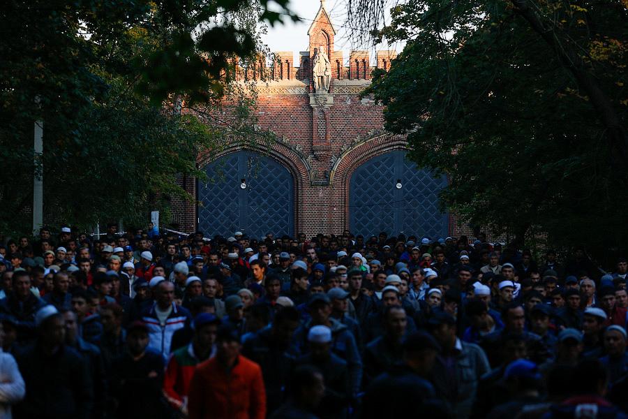 Намоленное место: намаз в праздник Курбан-байрам в Калининграде (фото)