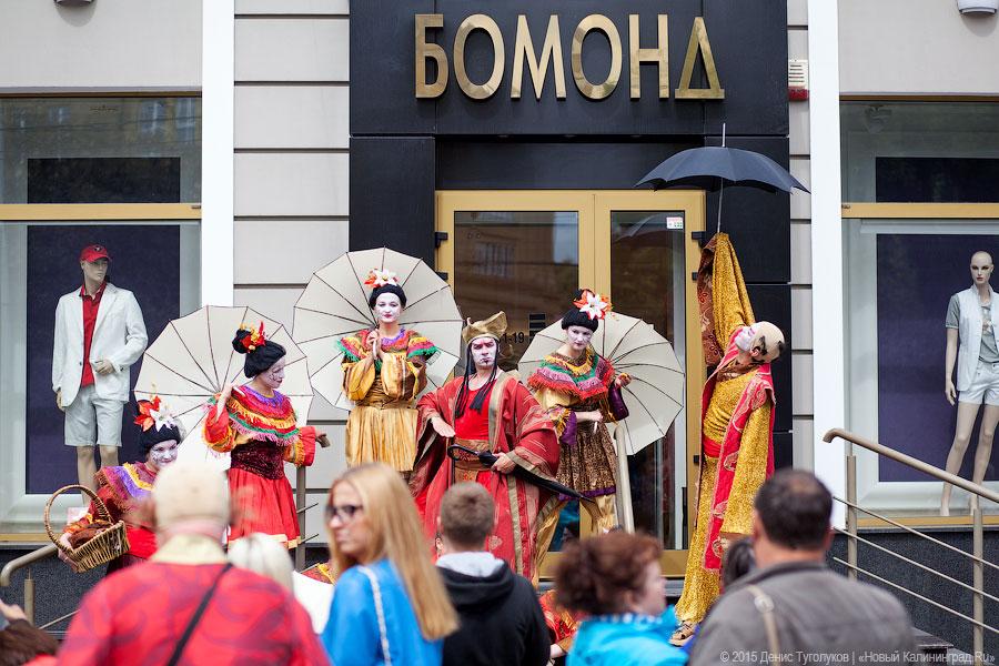 Шаг назад: достоинства и неудачи пешеходной зоны Дня города-2015