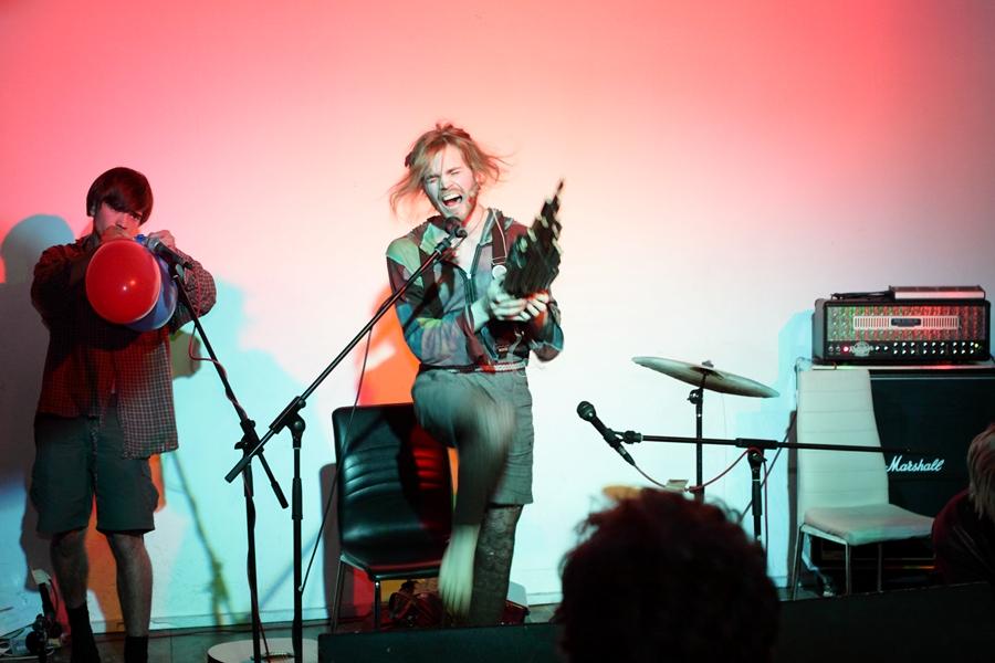 Выступление норвежского коллектива «Sturle Dagsland» на «Sound Around Kaliningrad — 2014». Фото Александра Любина; предоставлено Данилом Акимовым