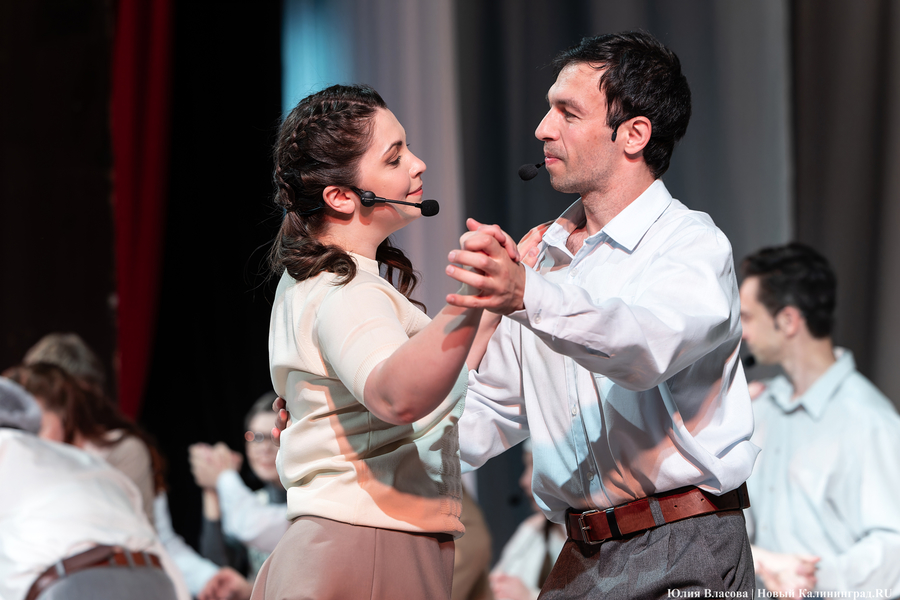 Воспевая любовь: в музтеатре прошел генеральный прогон мюзикла «Девчата» (фото)