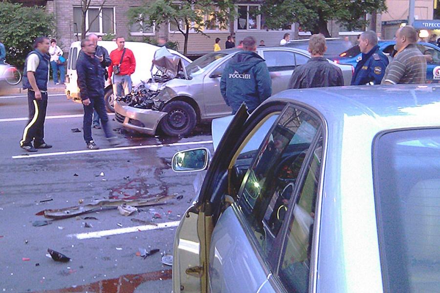 На улице Невского в Калининграде в ДТП пострадали пожарные