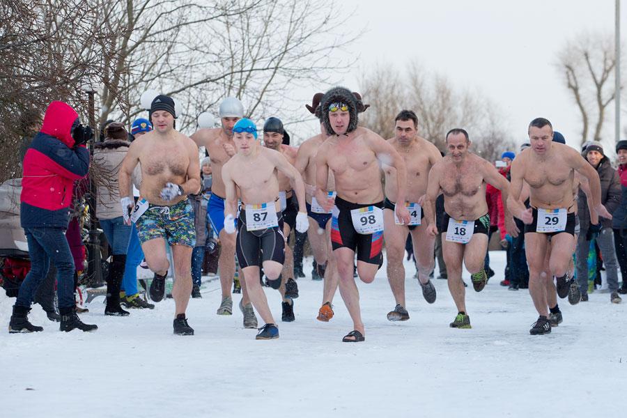 Зимние приключения Амбермена: экстрим-триатлон в Зеленоградске (фото)
