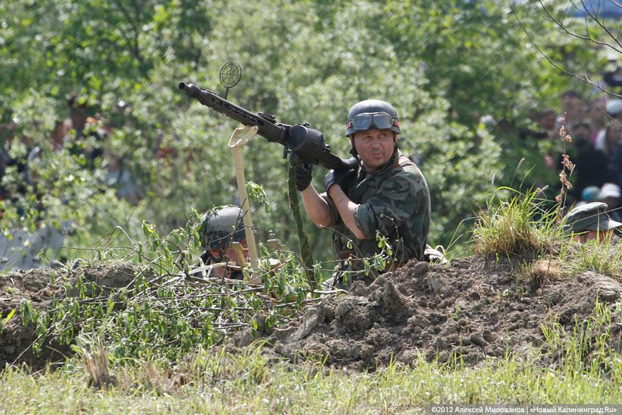 «Ещё одна победа»: фоторепортаж с реконструкции штурма форта №5