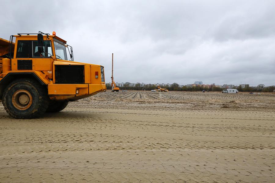 Песок и дрены: на что сейчас похожа стройплощадка будущего стадиона к ЧМ-2018 на Острове