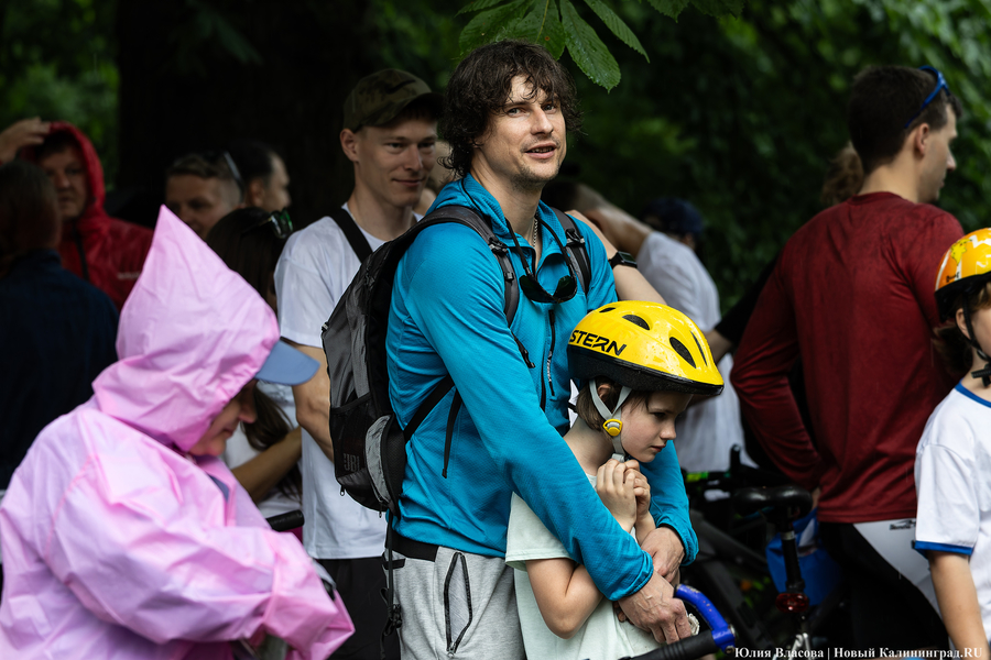 «Море положительных эмоций»: в Калининграде прошёл велопарад «День колеса» (фото)