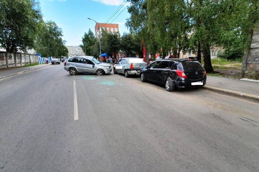 В ДТП на Портовой пострадала 28-летняя женщина