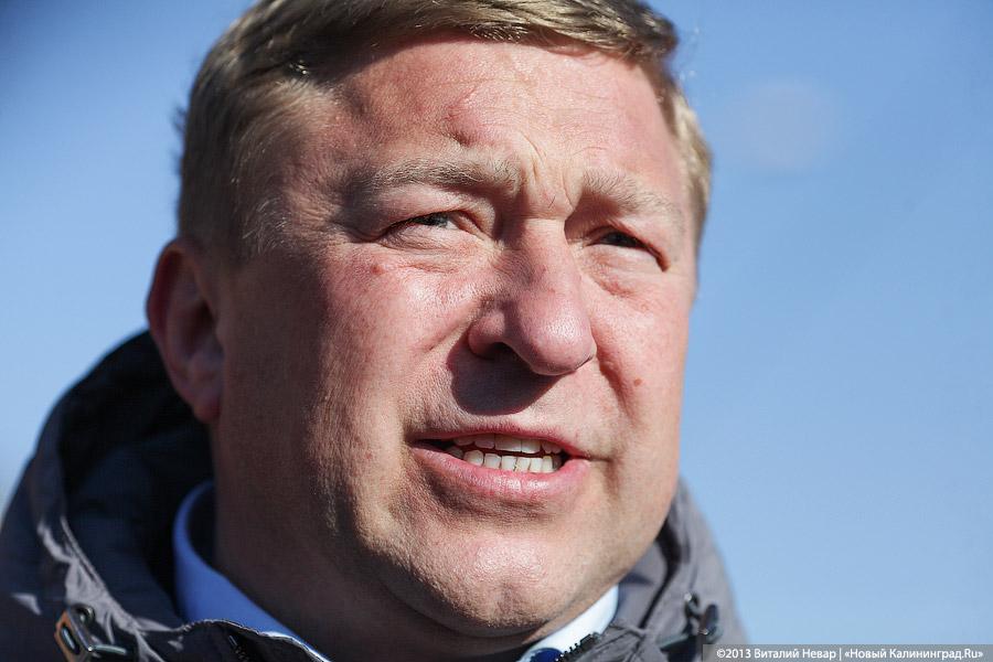 «Я знаю — саду цвесть!»: мэр Ярошук проехался по дорогам, подлежащим ремонту (+фото)