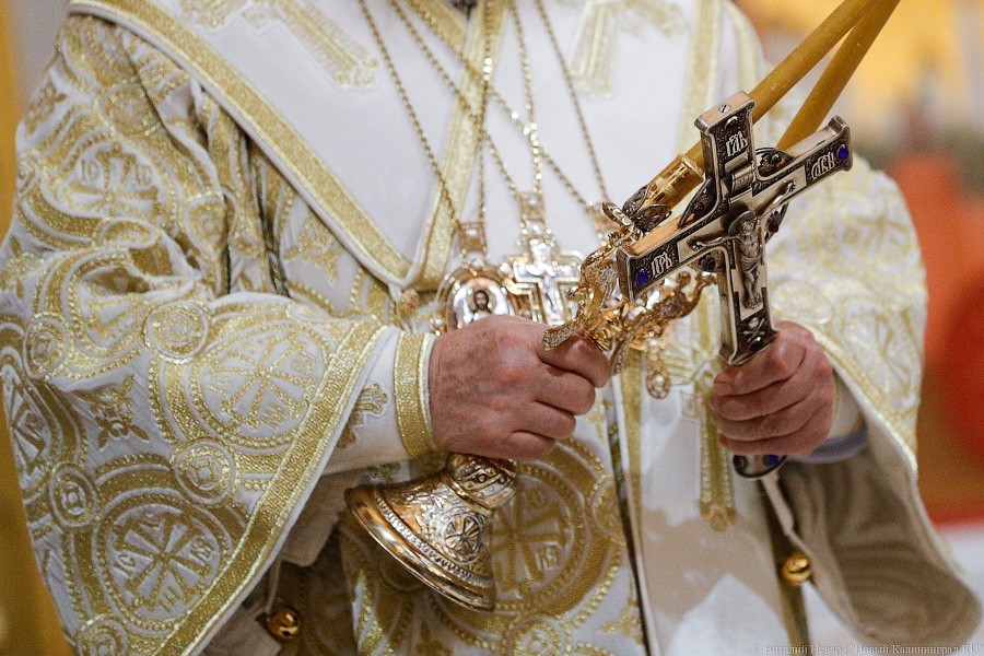 В РПЦ посоветовали атеистам «смириться» с упоминанием Бога в Конституции РФ