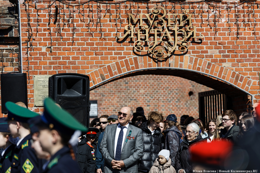 Знамя над бастионом: в Калининграде прошла реконструкция взятия башни Дона (фото)