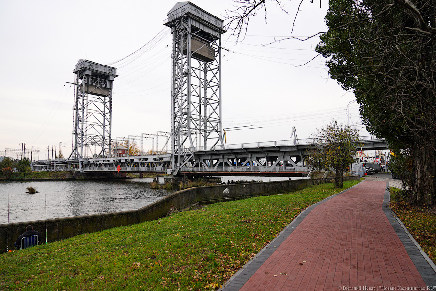 «Право имеем»: рядом с немецким домом на ул. Галицкого начали устанавливать забор