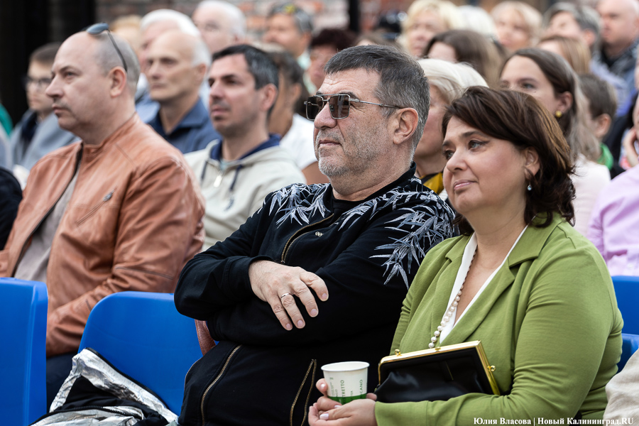 Мерзликин и оркестры: как прошел фестиваль «Кантата» на территории пивоварни «Понарт»