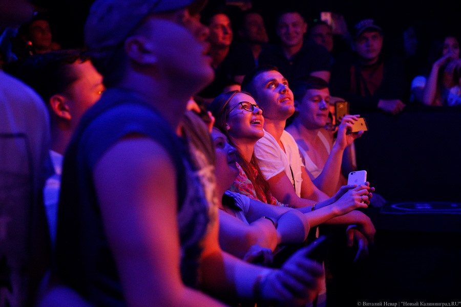 Не надо танцевать: в клубе «Yalta» выступила группа «Каста»