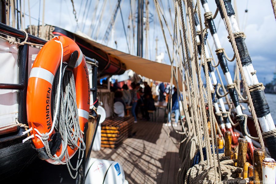 Нынче здесь, завтра — там: немецкий парусник ошвартовался в Калининграде