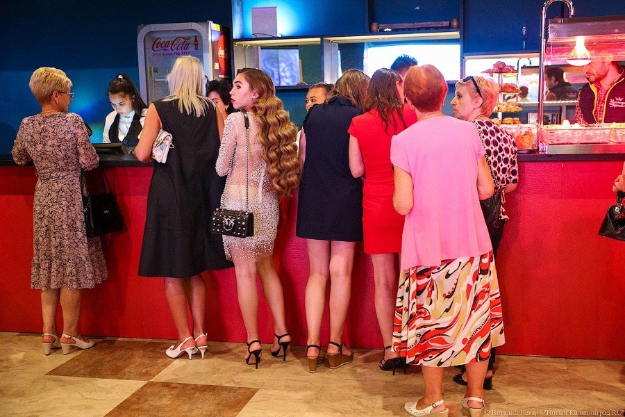 Умницы и умники: в Калининграде поздравили лучших выпускников-2019 (фото)