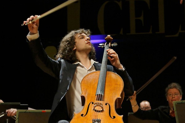 Филармония: «Страсти по Матфею» и «звёздный» виолончелист