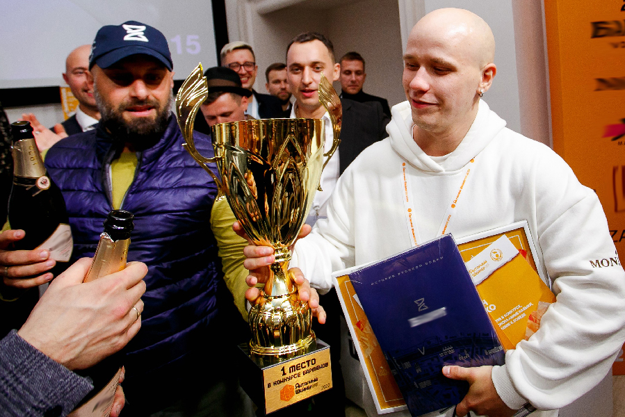 Лучшего бармена Калининграда определили на конкурсе «Янтарный Шейкер-2022»