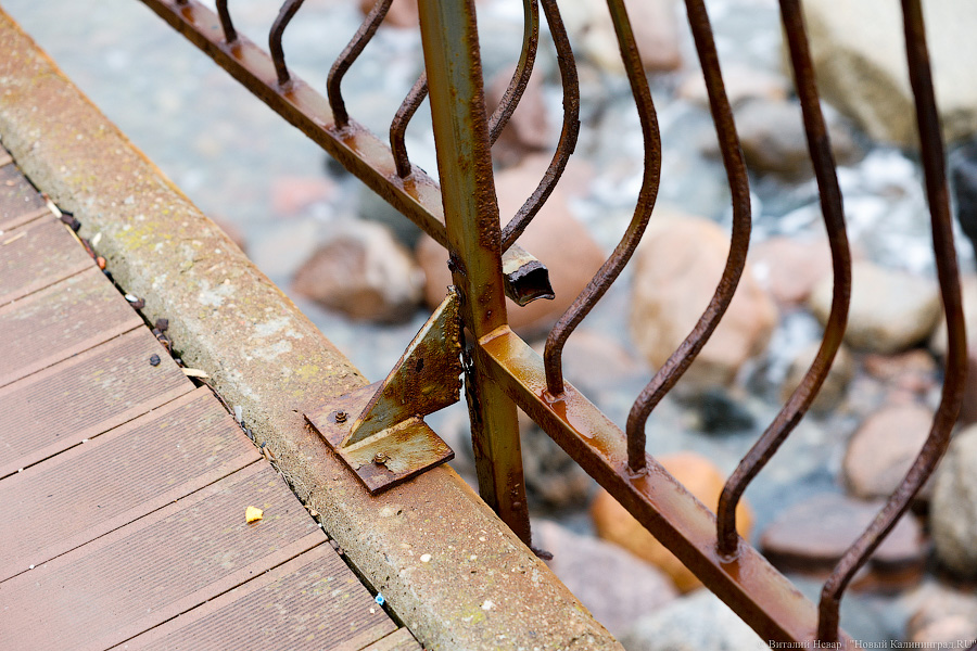 Тройной удар: состояние променада в Пионерском ухудшилось после зимних штормов (фото)