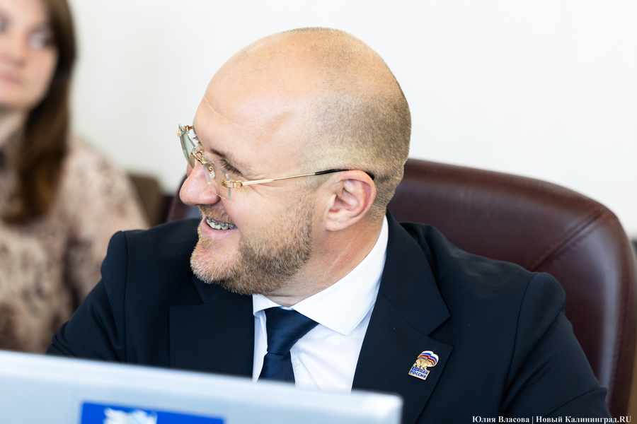 73% новичков: как прошло первое заседание совета депутатов Калининграда 8-го созыва