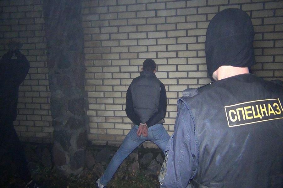 «Отголоски 90-х»: за что жителя Гвардейска похитили и увезли в лес