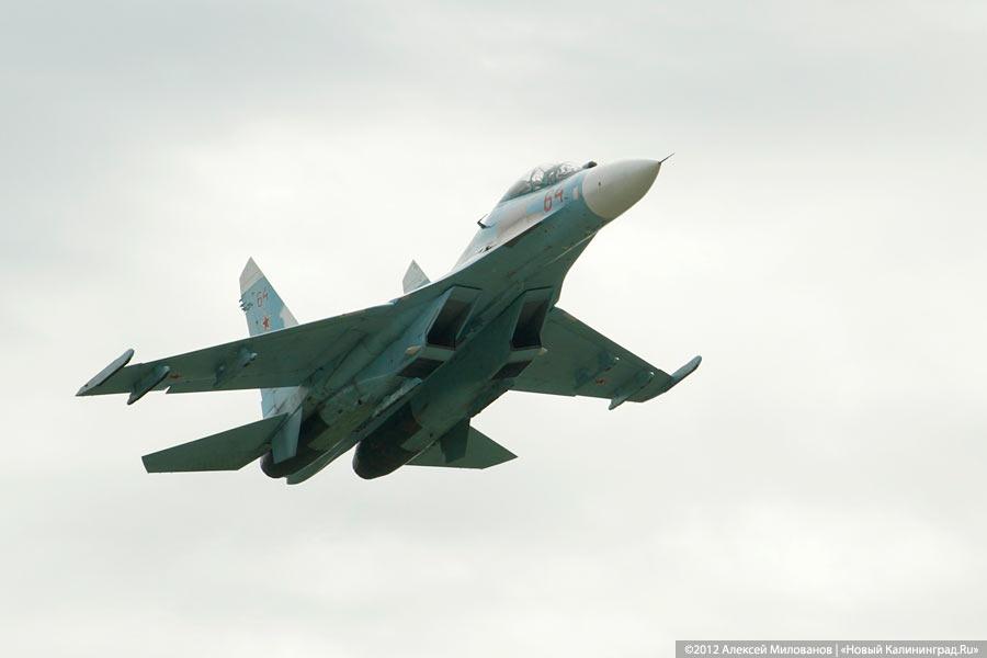 «Учёба в небе»: фоторепортаж с тренировочных полётов Су-27