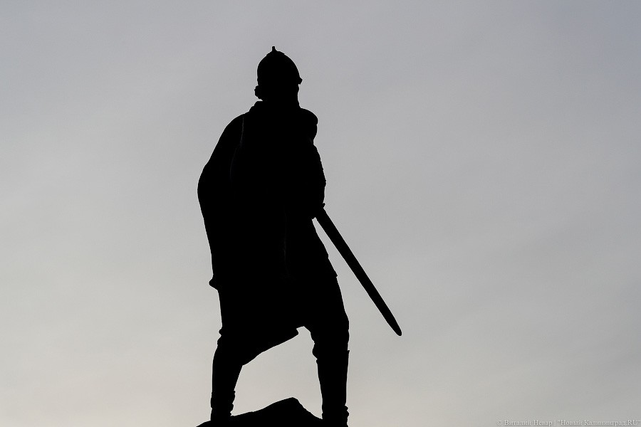 Невский в деталях: как выглядит новый памятник вблизи