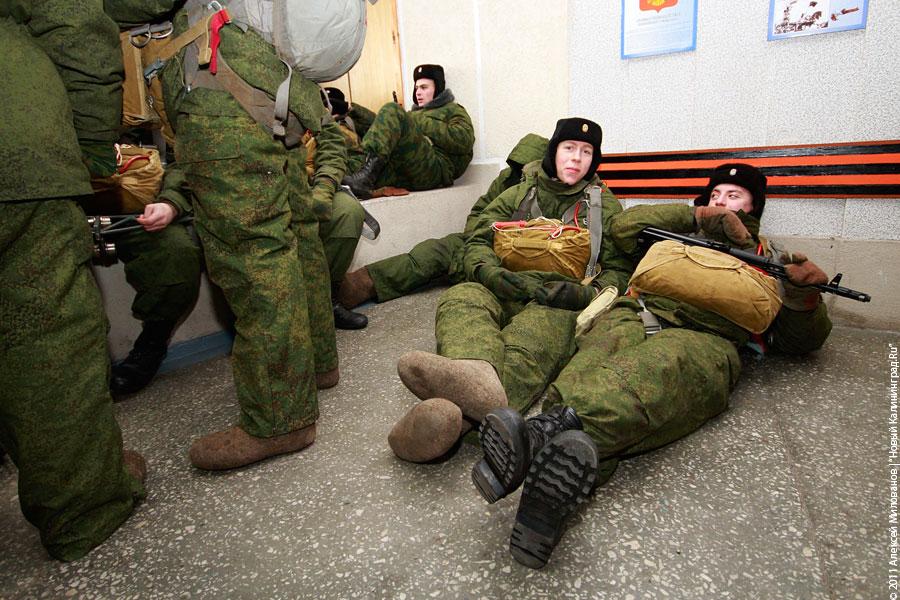 "Солдат спит - министр идет": фоторепортаж "Нового Калининграда.Ru"
