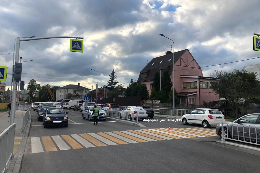 На ул. Гагарина «БМВ Х5» сбил пешехода