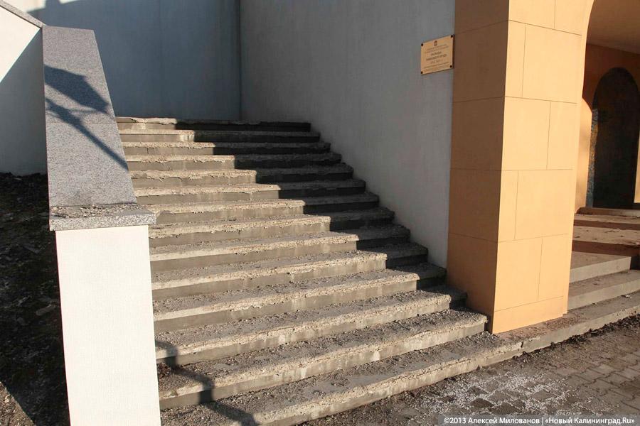 «Сошли со снегом»: во что превратился за зиму каскад Замкового пруда