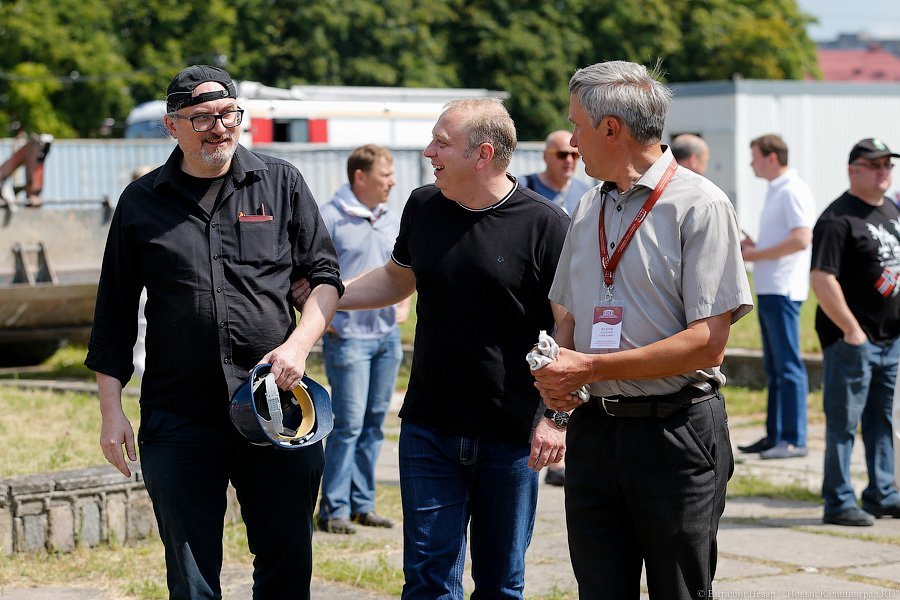 «Повезёт другим»: как прошёл субботник на территории руин замка «Кёнигсберг»