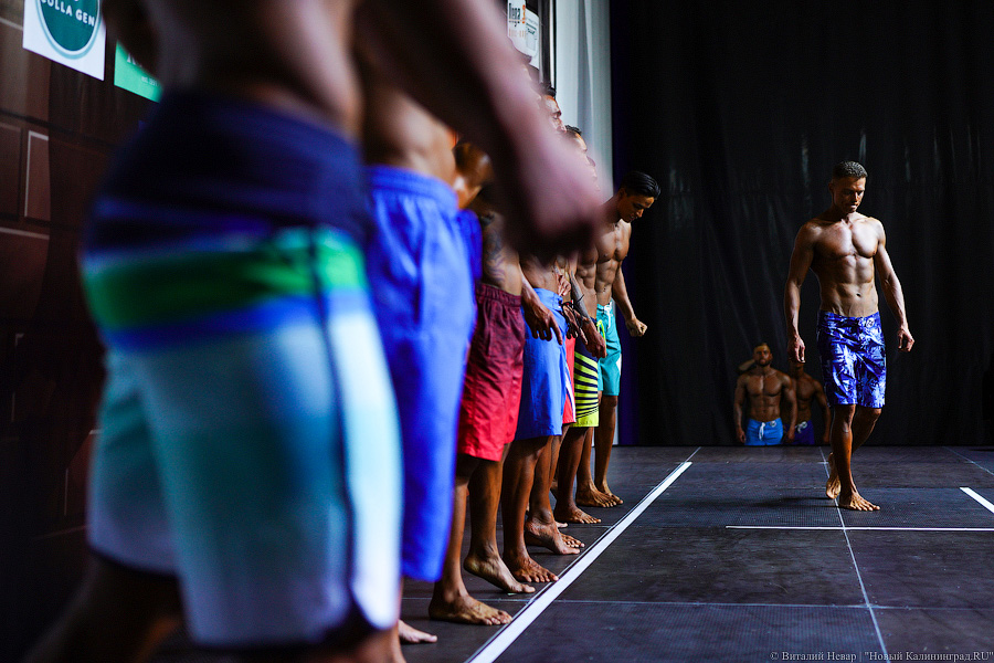 Игра мышцами: в Калининграде прошёл чемпионат области по бодибилдингу