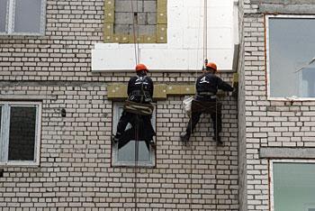 В Калининграде капитально отремонтируют еще 91 дом