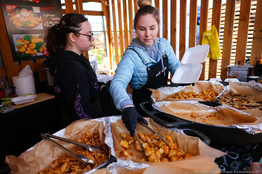 «Судя по всему, последний раз на этом месте»: что съесть на «Фиштивале» в Зеленоградске (фото)