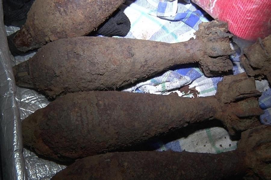 Житель Храброво привёз в полицию 16 снарядов времён ВОВ в багажнике (фото)