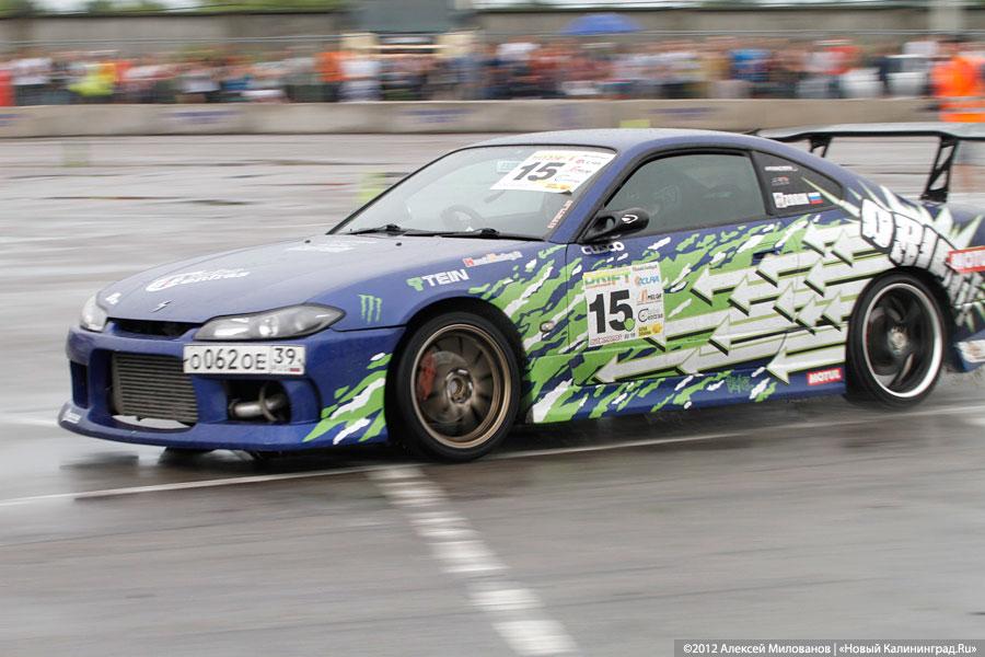 «Скользящие»: фоторепортаж с дрифт-шоу