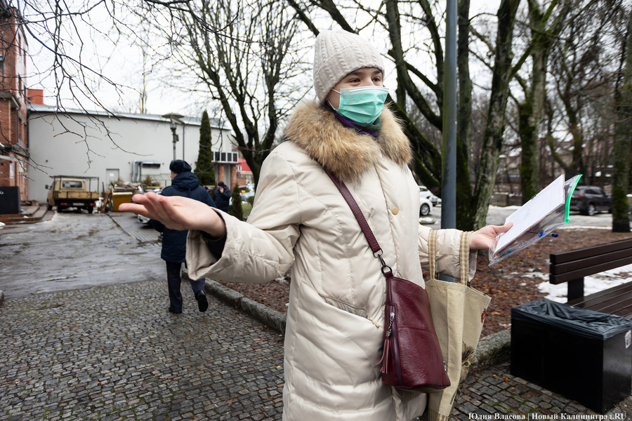 Черный ящик: в Калининграде провели сбор подписей против закона об абортах (фото)