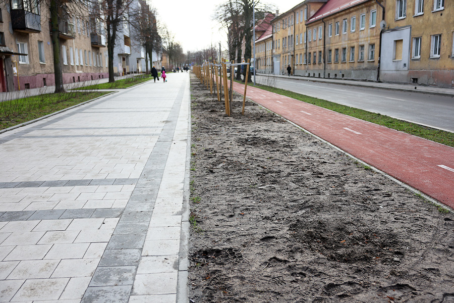 Сложная международная ситуация: как в Калининграде отремонтировали ул. Павлика Морозова (фото)