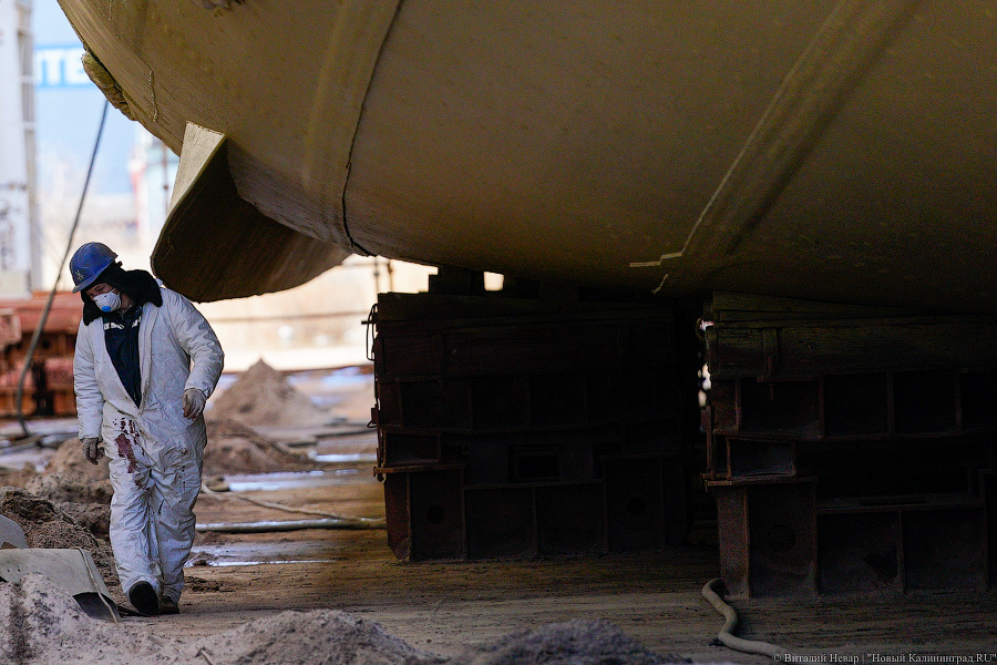 После кругосветки и перед новым рейсом: барк «Седов» проходит ремонт в Светлом (фото)