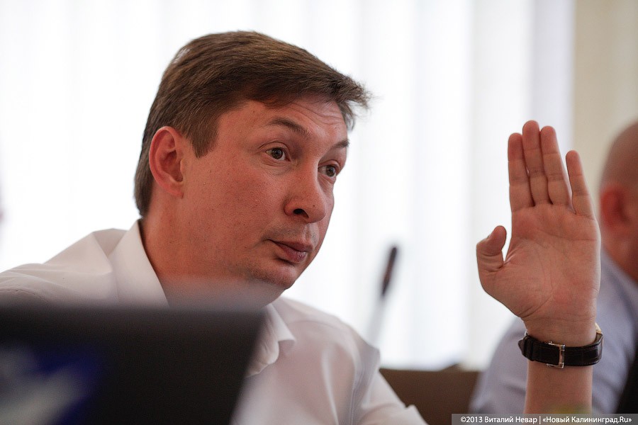 Цуканов дал «почетного строителя» депутатам горсовета Анучкину и Верхолазу