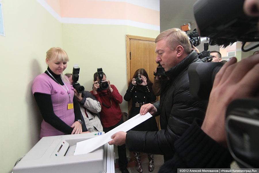 «Без фанатизма»: картинки с выборов главы Калининграда