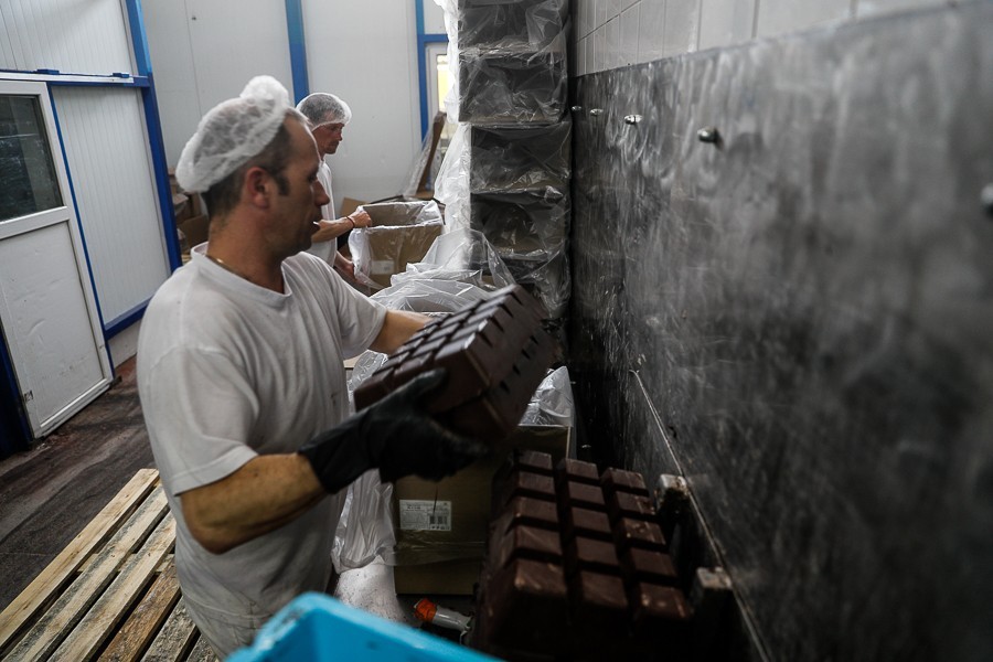 В шоколадном тупике: как живет отрасль, которая рискует умереть по воле Москвы