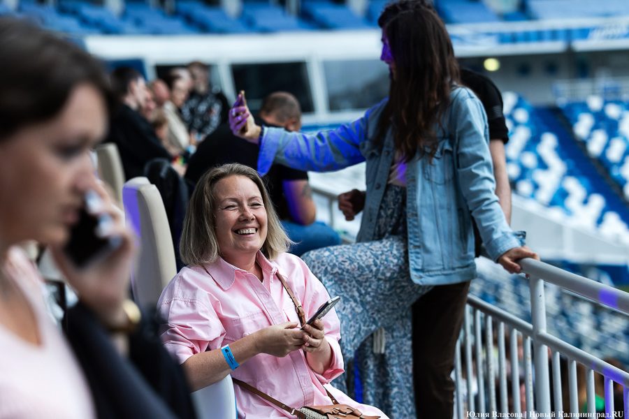 «Звуковая скульптура»: на стадионе «Калининград» устроили саунд-арт-концерт