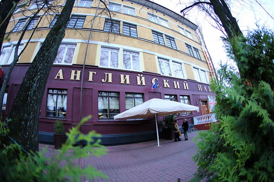 Одно из заведений в здании «Янтарного сказа». Фото — Виталий Невар, «Новый Калининград.Ru»