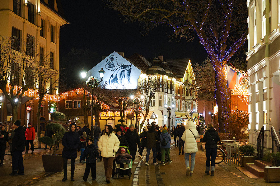 И вновь красота: как Зеленоградск украсили к Новому году (фото)