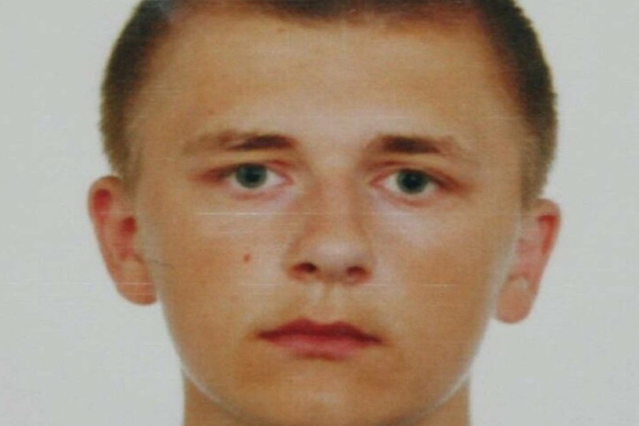 Полиция ищет 17-летнего студента, который ушел из общежития и пропал (фото)
