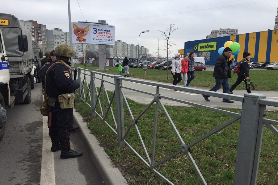 Военные в городе: учения по всему Калининграду (фото)