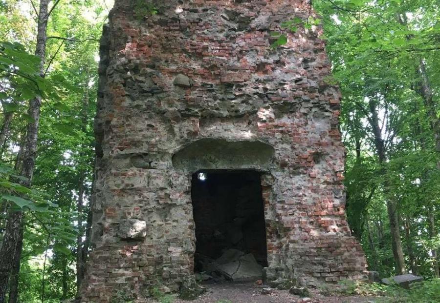 Никто не захотел арендовать руины башни Бисмарка под Неманом за 13 руб. в месяц